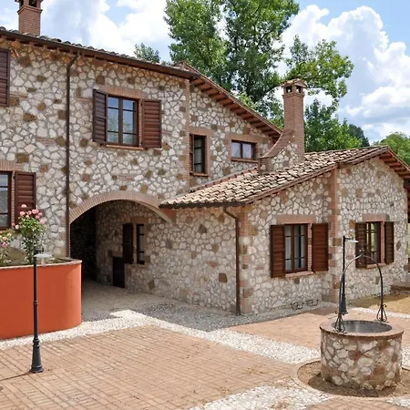 Sleeps 4 T240298 Otricoli