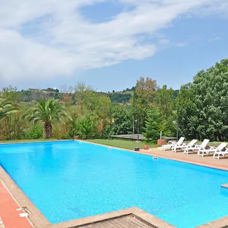 Sleeps 4 T240298 * Otricoli