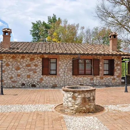 Lägenhet Sleeps 4 T240298